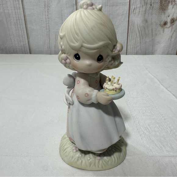 Precious Moments “May Your Birthday Be Blessed”  1990 - Picture 1 of 8